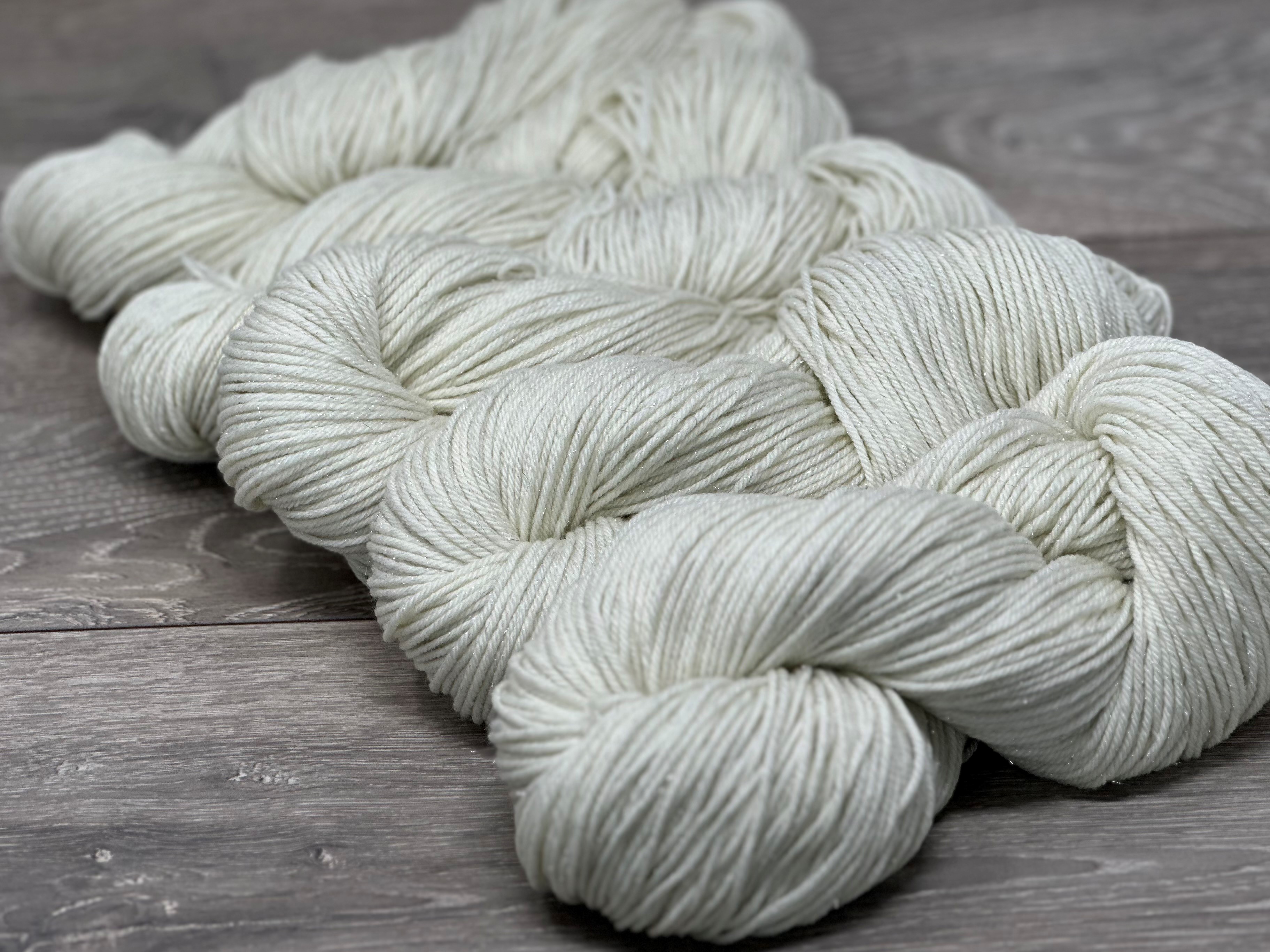 DK Weight 75% SW Extrafine Merino 15% Nylon 10% Silver Stellina 5 x 100g PACK